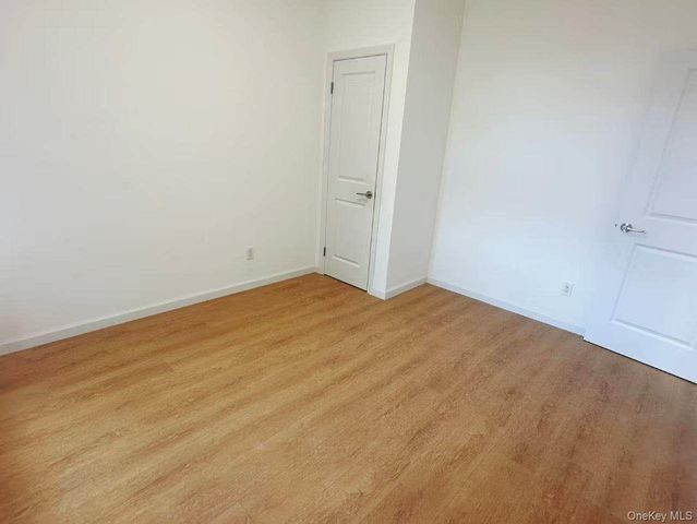 30-87 Steinway Street 4FL, Astoria, NY 11103