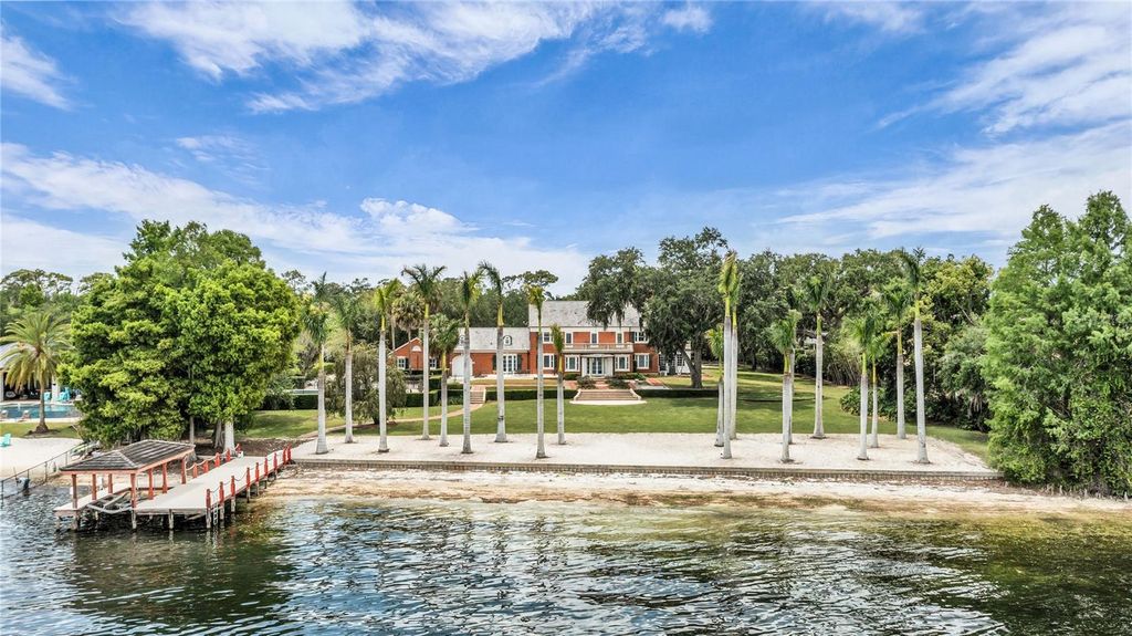 Image 14 of property listing at 1530 WATERWITCH DRIVE, Orlando, FL 32806