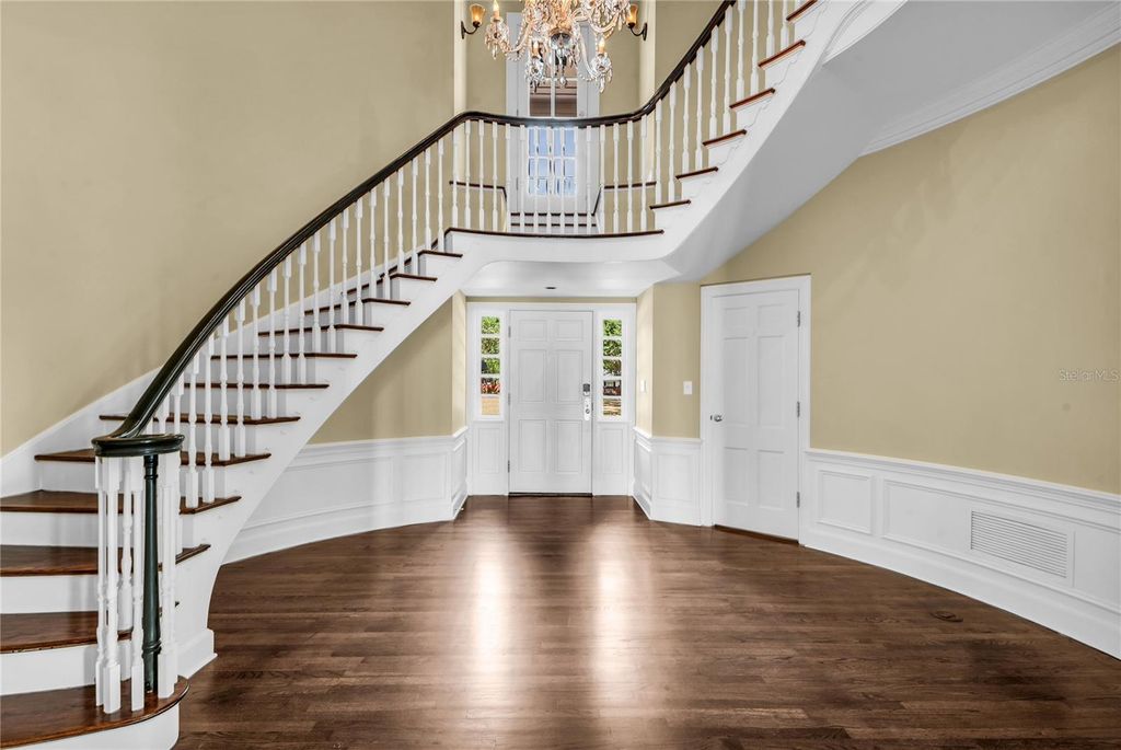 Image 21 of property listing at 1530 WATERWITCH DRIVE, Orlando, FL 32806