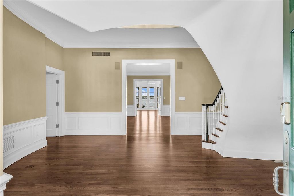 Image 23 of property listing at 1530 WATERWITCH DRIVE, Orlando, FL 32806