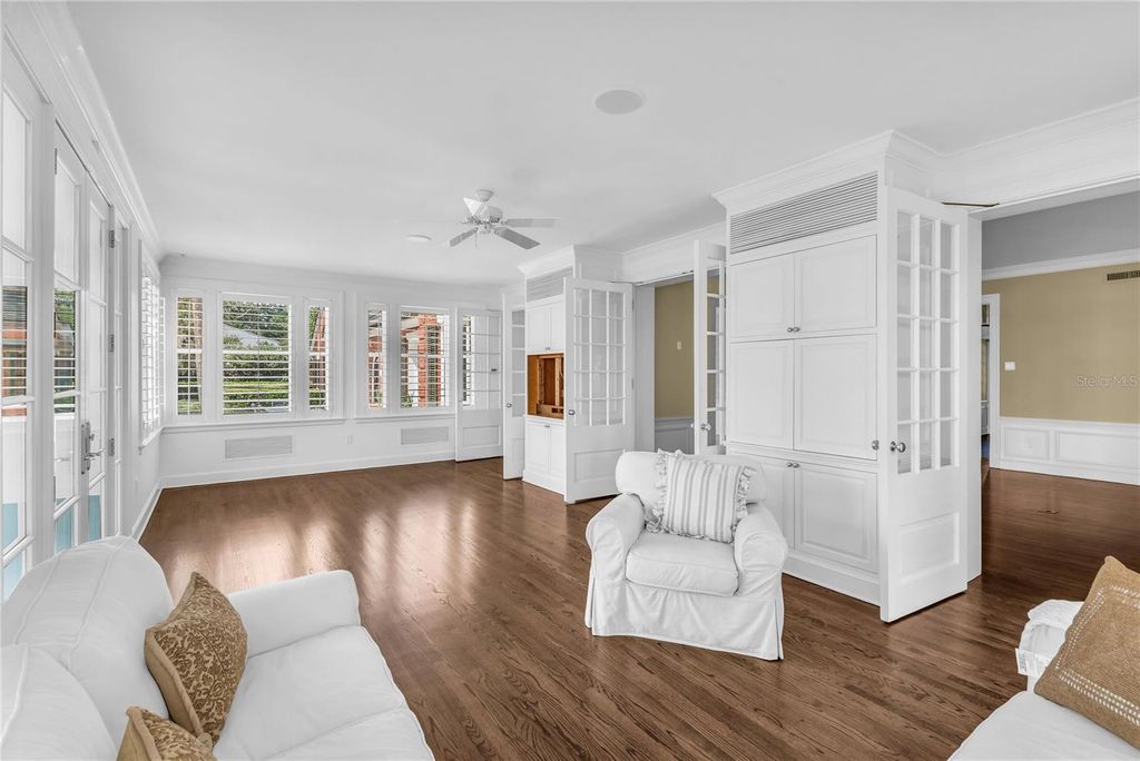 Image 30 of property listing at 1530 WATERWITCH DRIVE, Orlando, FL 32806