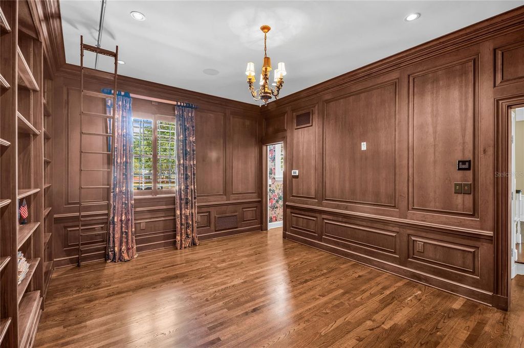 Image 42 of property listing at 1530 WATERWITCH DRIVE, Orlando, FL 32806