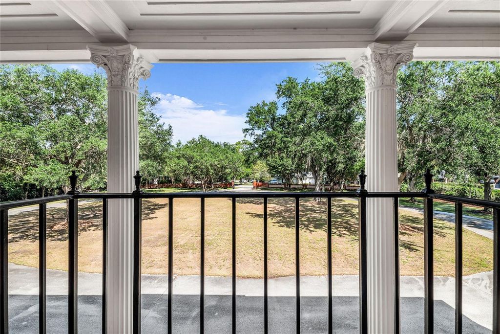 Image 50 of property listing at 1530 WATERWITCH DRIVE, Orlando, FL 32806