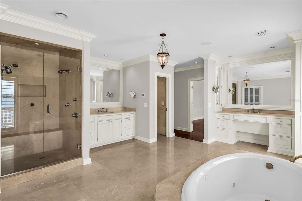 Image 59 of property listing at 1530 WATERWITCH DRIVE, Orlando, FL 32806