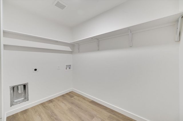 3703 Harmon Ave 206, Austin, TX 78705