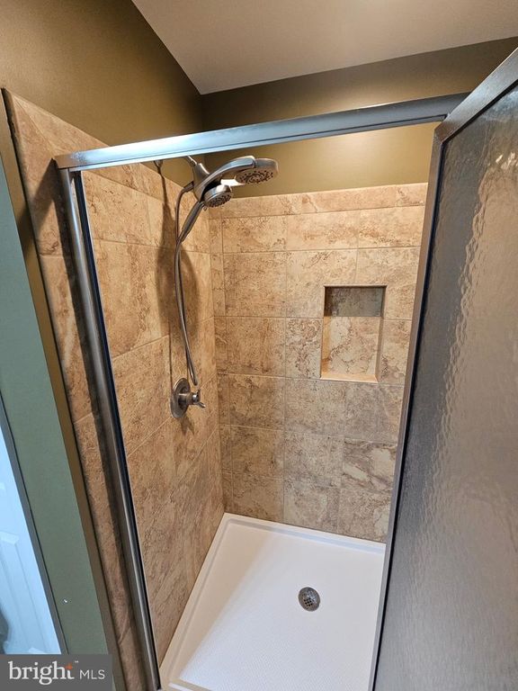 Image 17 of property listing at 12845 INDEPENDENCE RD, Clear Spring, MD 21722