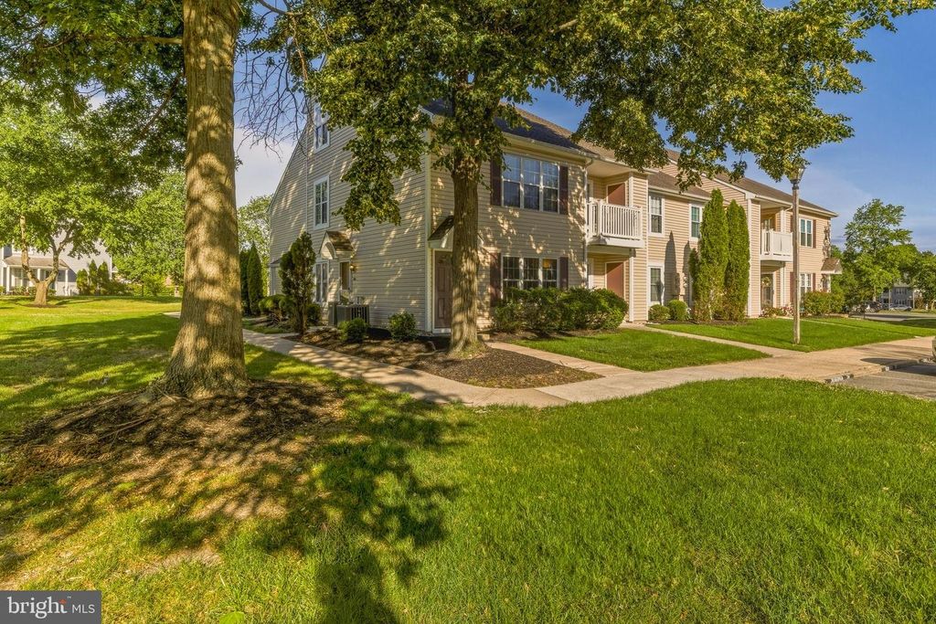 405 PADDOCK CT, Sewell, NJ 08080