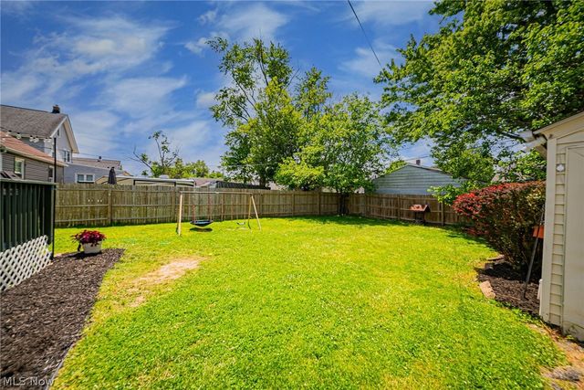 172 Brandtson Avenue, Elyria, OH 44035