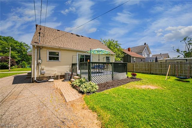 172 Brandtson Avenue, Elyria, OH 44035
