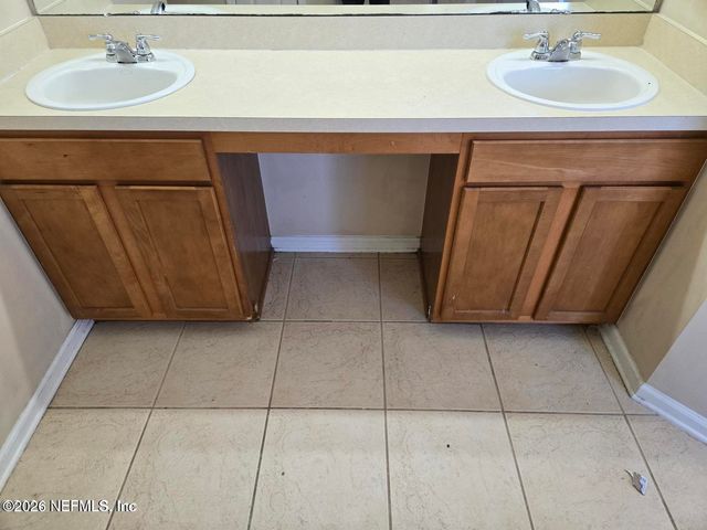 1541 HARVEST COVE Drive, Middleburg, FL 32068