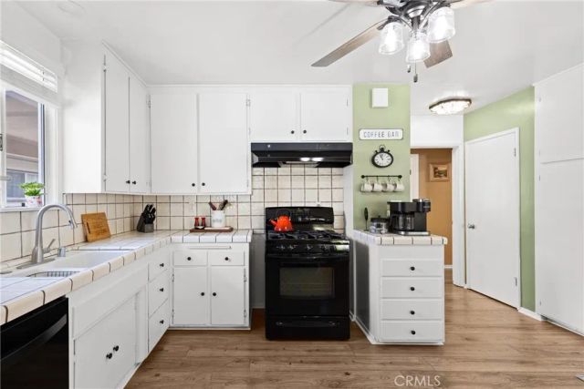 6347 Bovey Avenue, Tarzana, CA 91335