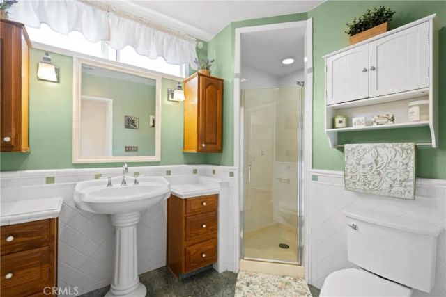 6347 Bovey Avenue, Tarzana, CA 91335