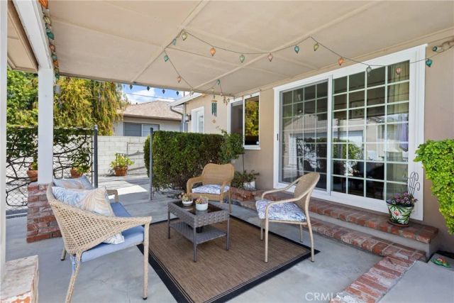 6347 Bovey Avenue, Tarzana, CA 91335