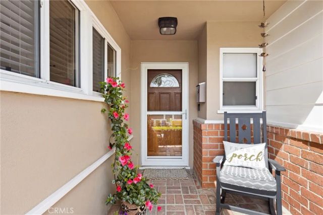 6347 Bovey Avenue, Tarzana, CA 91335