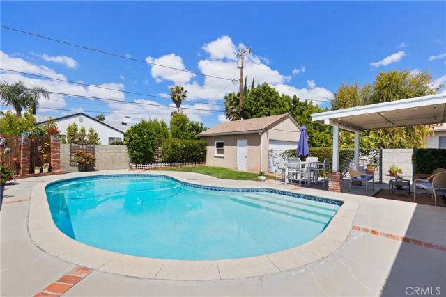 6347 Bovey Avenue, Tarzana, CA 91335