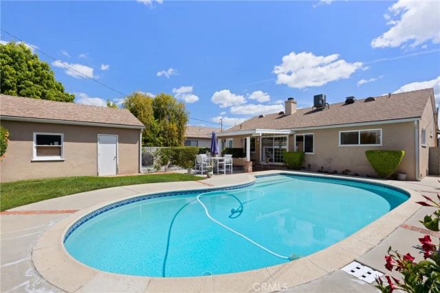 6347 Bovey Avenue, Tarzana, CA 91335