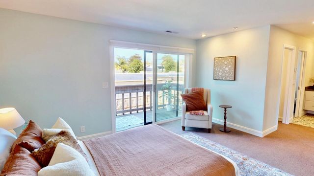 584 Spinnaker Court, Santa Cruz, CA 95062