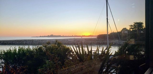 584 Spinnaker Court, Santa Cruz, CA 95062