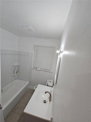465 Pegg Road SW, Atlanta, GA 30315