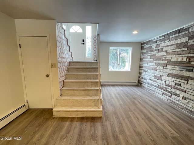 54 Route 236, Halfmoon, NY 12065