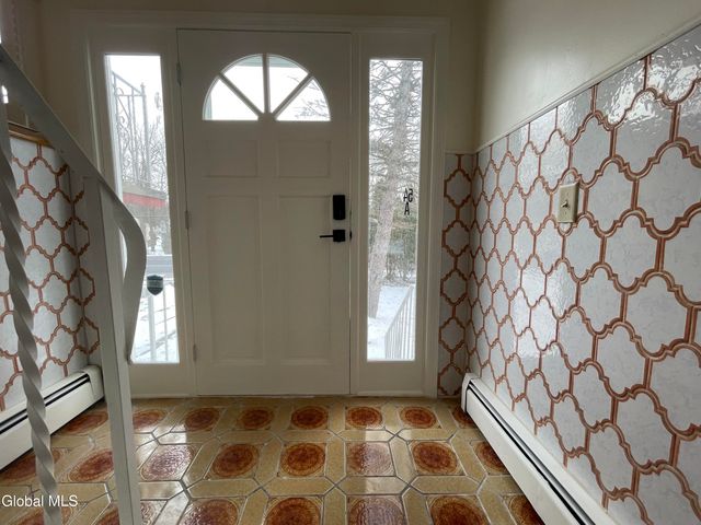 54 Route 236, Halfmoon, NY 12065