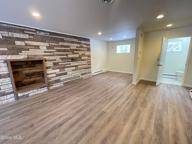 54 Route 236, Halfmoon, NY 12065