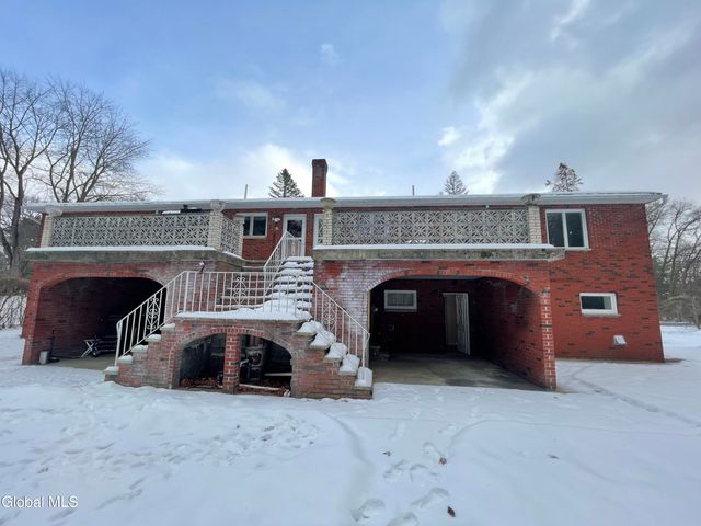 54 Route 236, Halfmoon, NY 12065