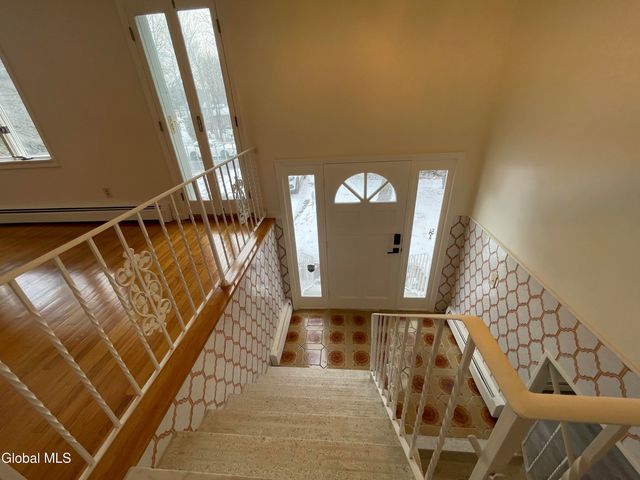 54 Route 236, Halfmoon, NY 12065