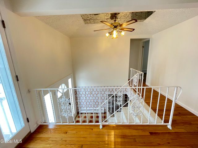 54 Route 236, Halfmoon, NY 12065