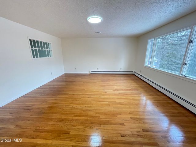 54 Route 236, Halfmoon, NY 12065