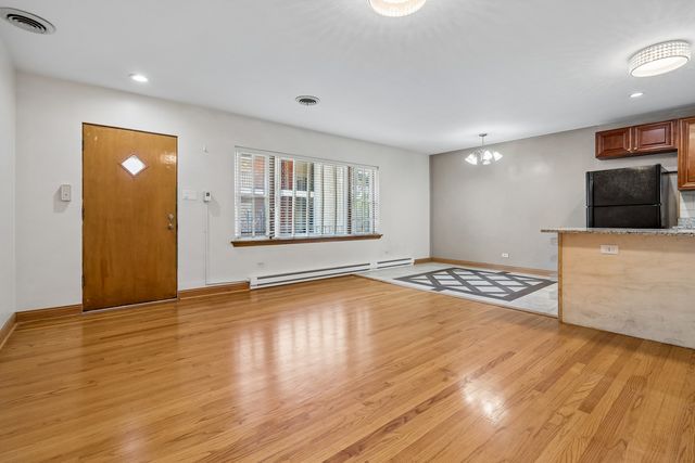 409 Lathrop Avenue 1B, River Forest, IL 60305