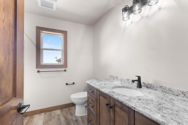 3370 LARGO RIDGE COURT, Green Bay, WI 54311
