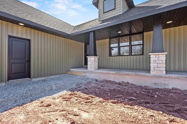 3370 LARGO RIDGE COURT, Green Bay, WI 54311