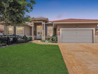 611 NW 42nd Avenue, Coconut Creek, FL 33066