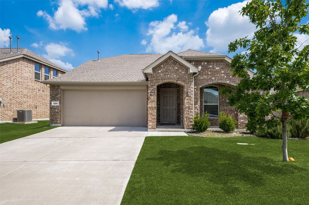1305 Rembrandt Drive, Little Elm, TX 75068