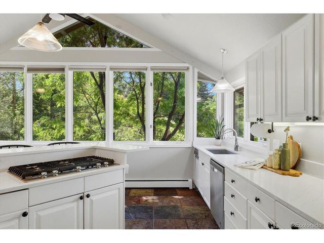 669 Reed St, Lakewood, CO 80214