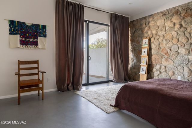 6631 N Camino Arturo, Tucson, AZ 85718