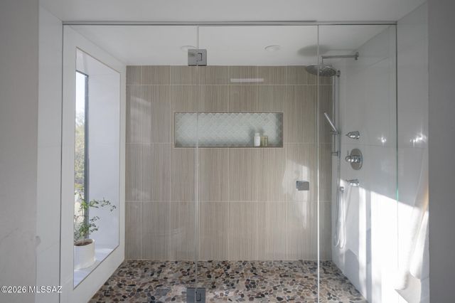 6631 N Camino Arturo, Tucson, AZ 85718