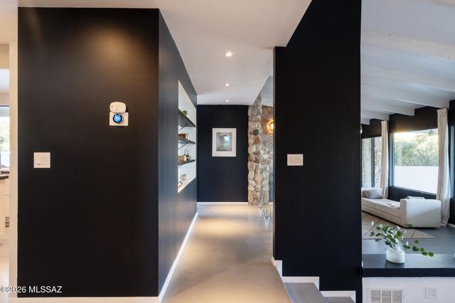 6631 N Camino Arturo, Tucson, AZ 85718