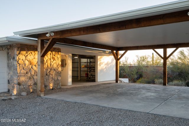 6631 N Camino Arturo, Tucson, AZ 85718