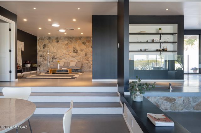 6631 N Camino Arturo, Tucson, AZ 85718