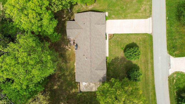 1242 Yorkshire Estates Road, London, KY 40744