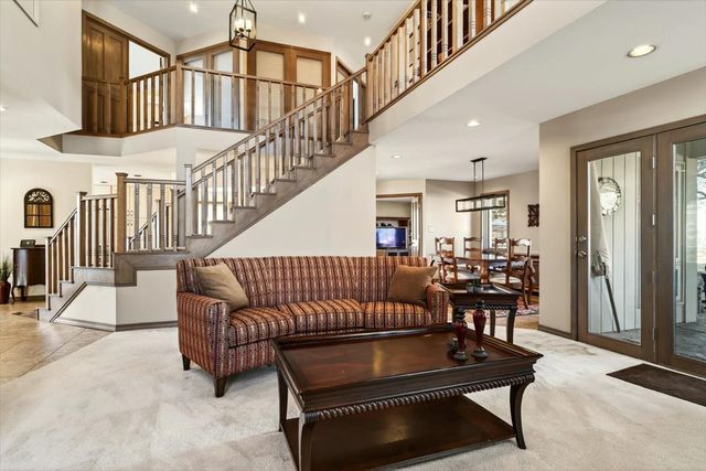 22 Karen Circle, White Rock, NM 87547