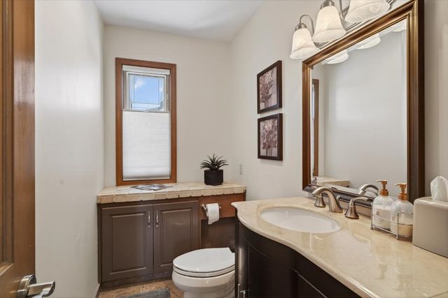 22 Karen Circle, White Rock, NM 87547