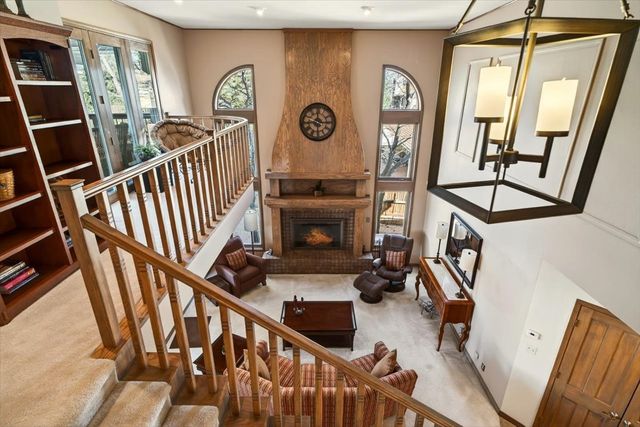 22 Karen Circle, White Rock, NM 87547