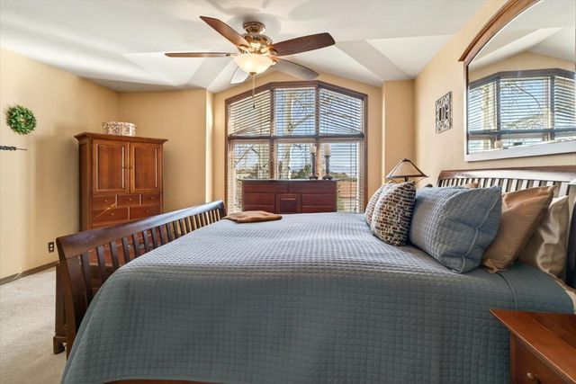 22 Karen Circle, White Rock, NM 87547