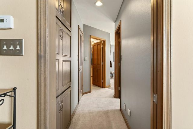 22 Karen Circle, White Rock, NM 87547