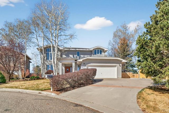 22 Karen Circle, White Rock, NM 87547