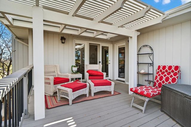 22 Karen Circle, White Rock, NM 87547