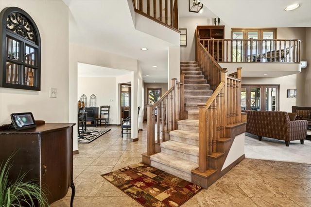 22 Karen Circle, White Rock, NM 87547